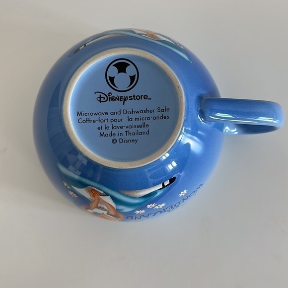 Disney Alice in Wonderland Wide Mug - Picture 10 of 12